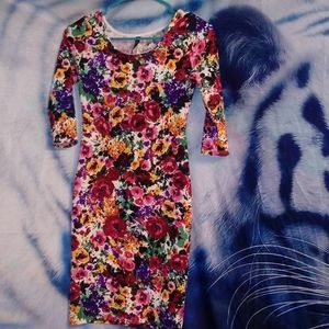 SPRING READY FLORAL BODY FIT MINI DRESS